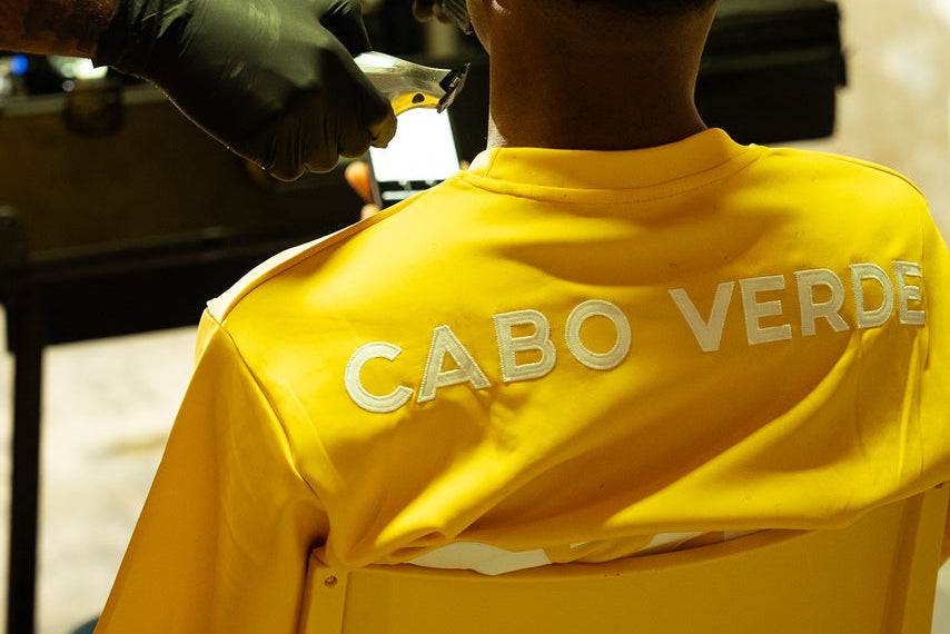 Camisola amarela Brilha